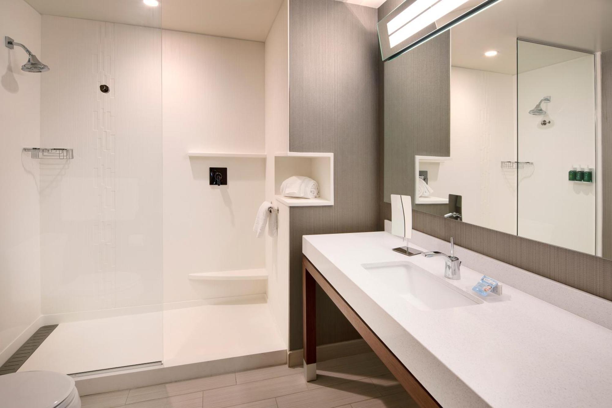 Courtyard By Marriott Atlanta Vinings/Galleria Smyrna Exterior photo